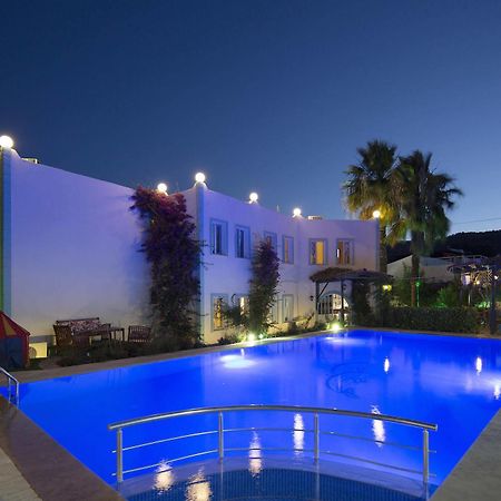 Istanbul Hotel Bodrum ทูร์คบูคู ภายนอก รูปภาพ